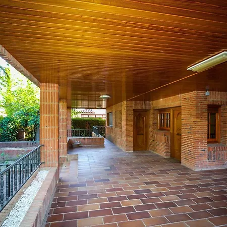 Villa Geranis Only Families Planet Costa Dorada Villafortuny